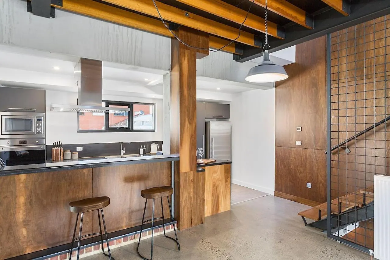 Stunning Warehouse Pad - Moments From The Waterfront Lägenhet Hobart