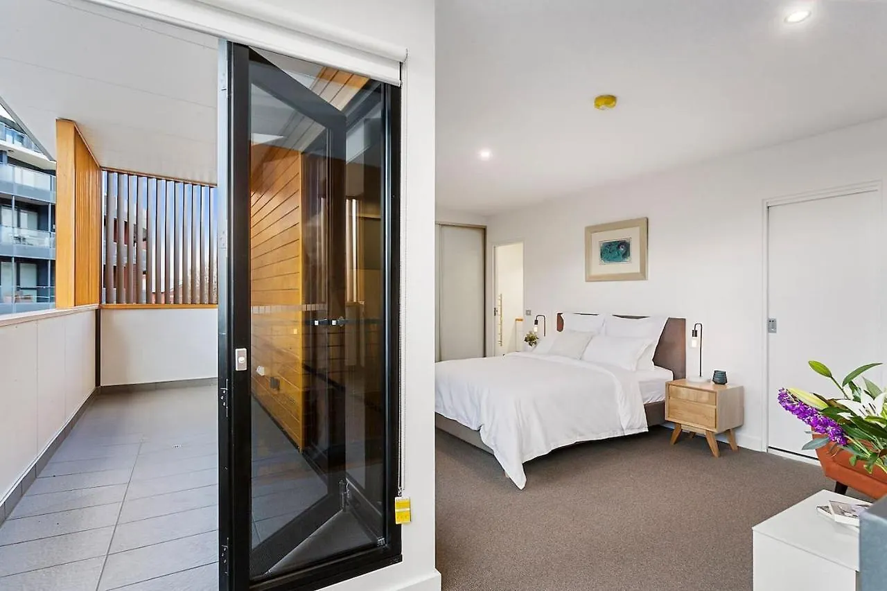 Stunning Warehouse Pad - Moments From The Waterfront Lägenhet Hobart
